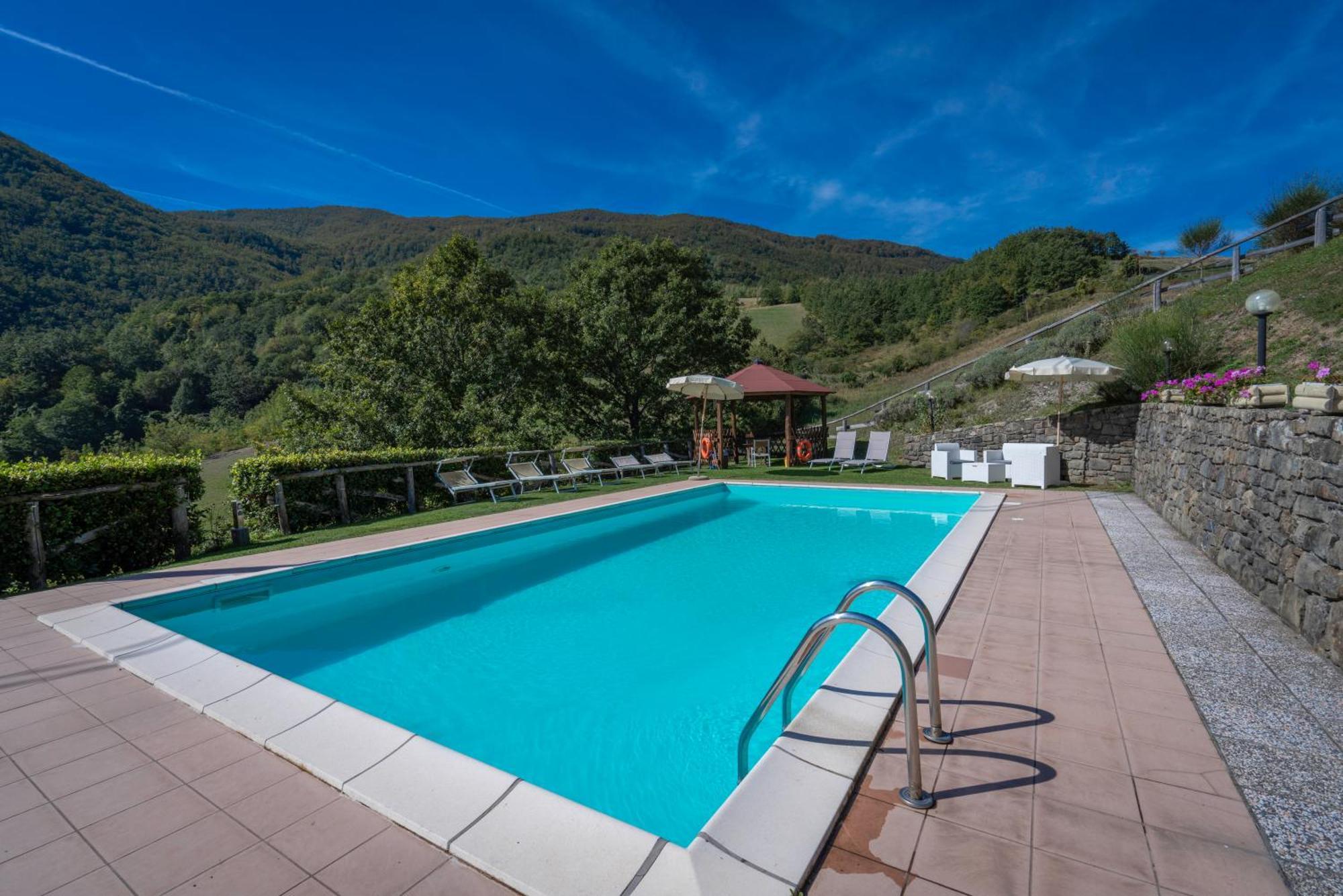 La Vecchia Fornace La Piastra Shared Pool- Abetone *